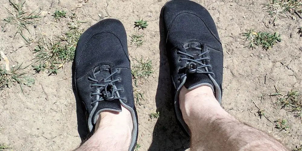 no-lace system shoes